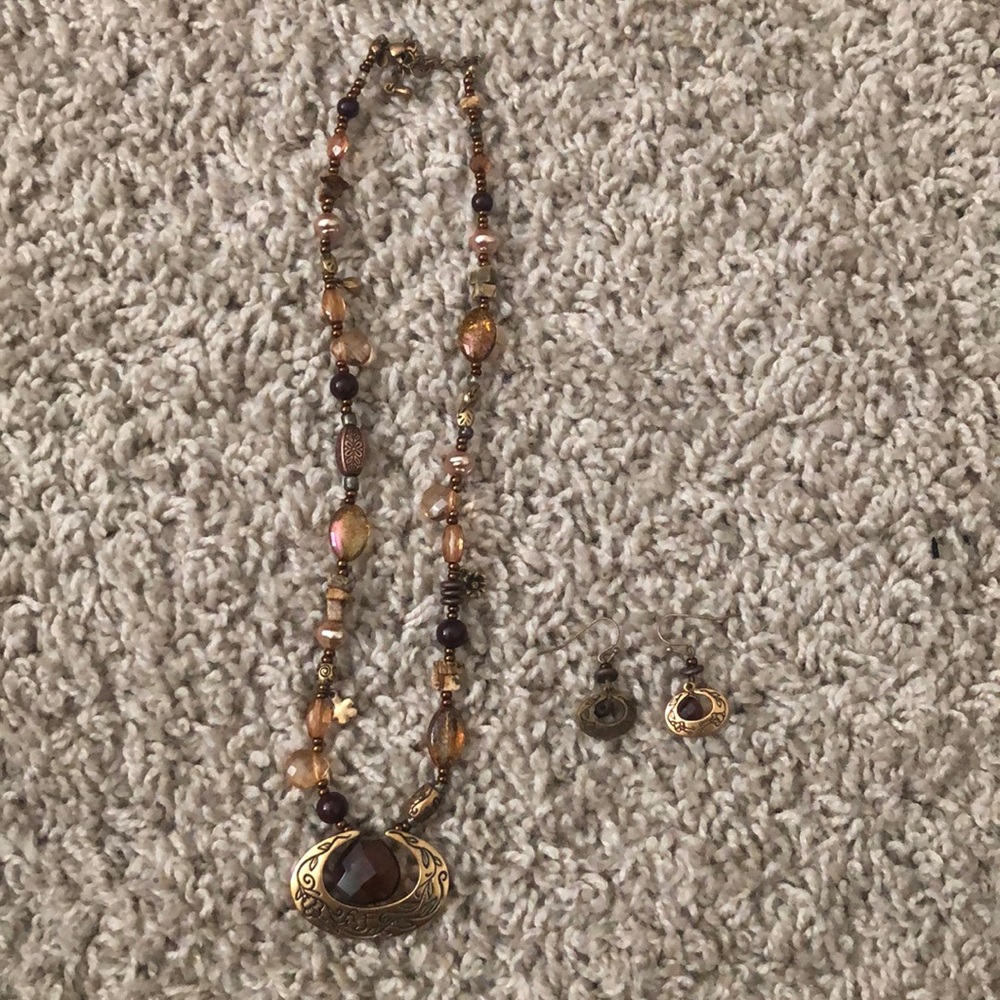 necklace and earring set